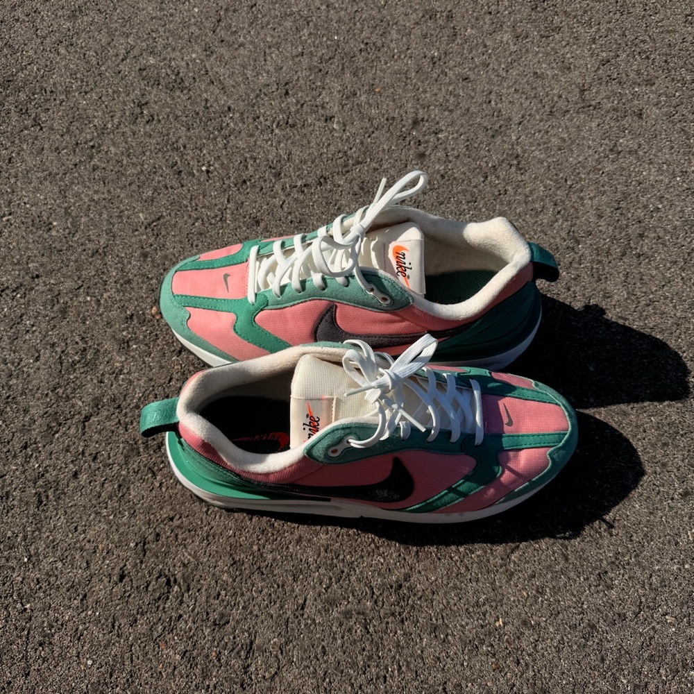 Nike Air Max Dawn in Rust Pink/Iron Grey-jade Glaze - Picture 6 of 6